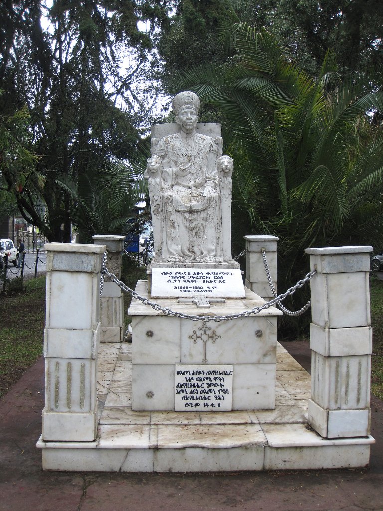 09-Statue of Haile Selassie.jpg - Statue of Haile Selassie